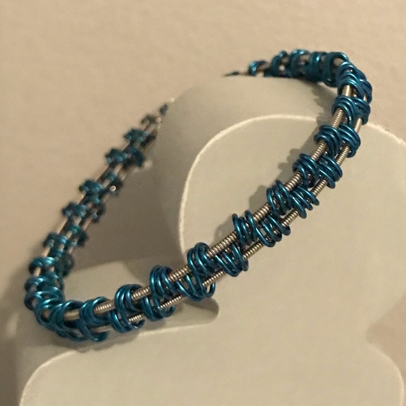 Hand Crafted Unisex Guitar String Bangle Bracelet - Picture 1 of 3